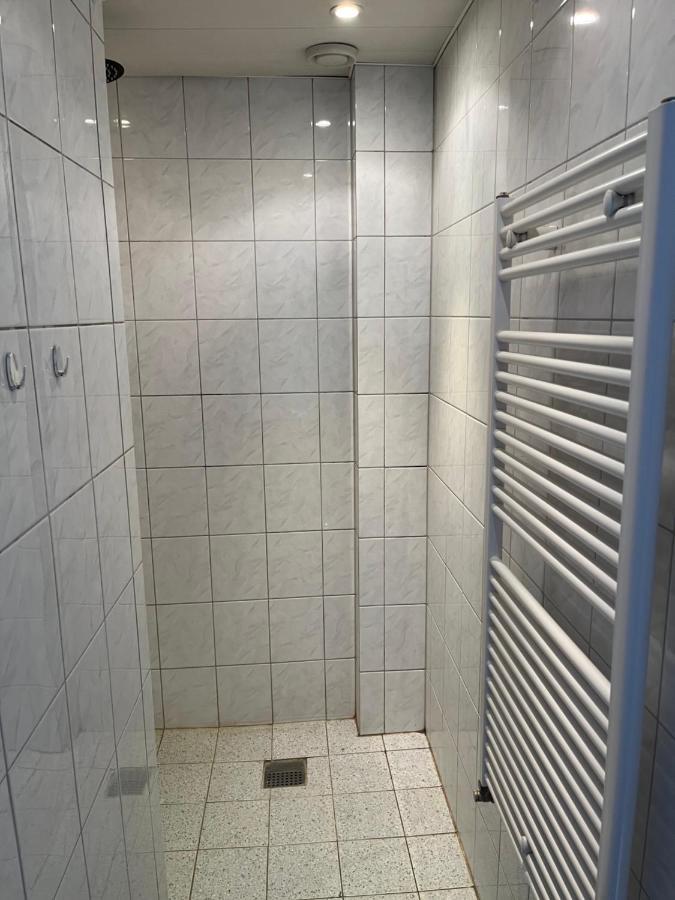 Apartamento Slapen Bij Bartje Assen Exterior foto