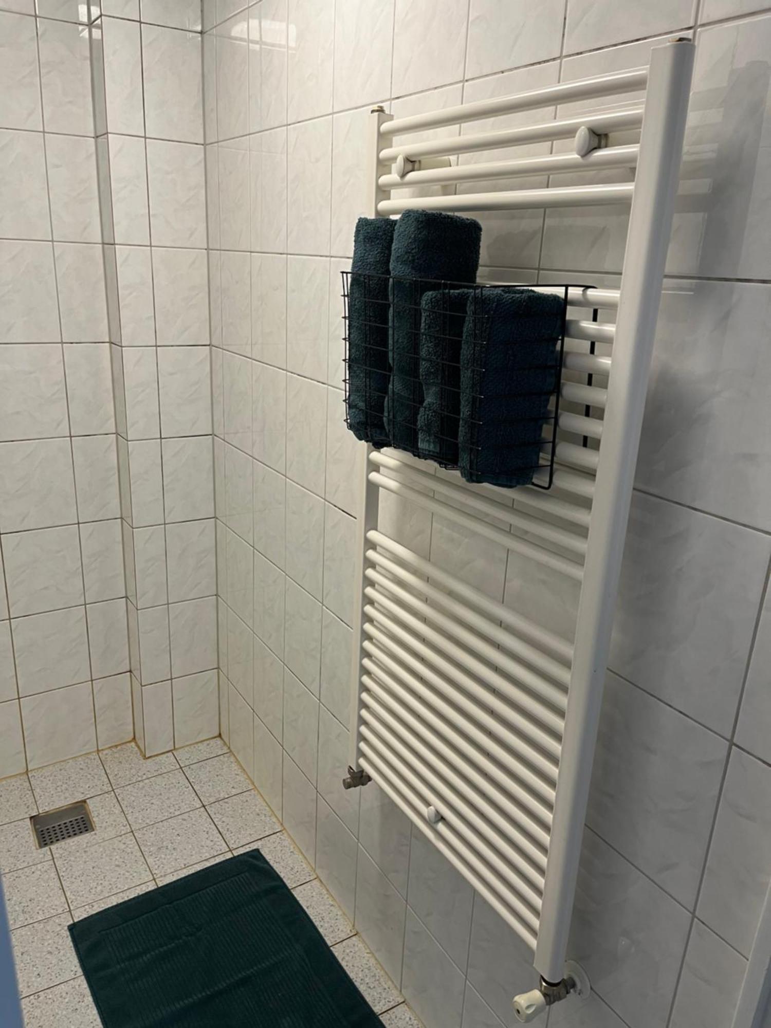 Apartamento Slapen Bij Bartje Assen Exterior foto